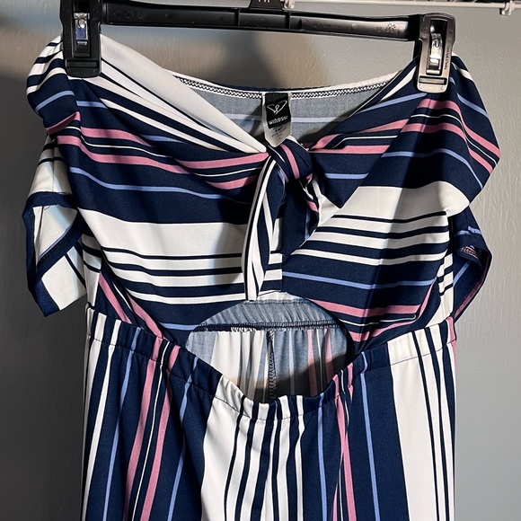 SUPER CUTE & COMFY Windsor jumpsuit - Picture 2 of 6